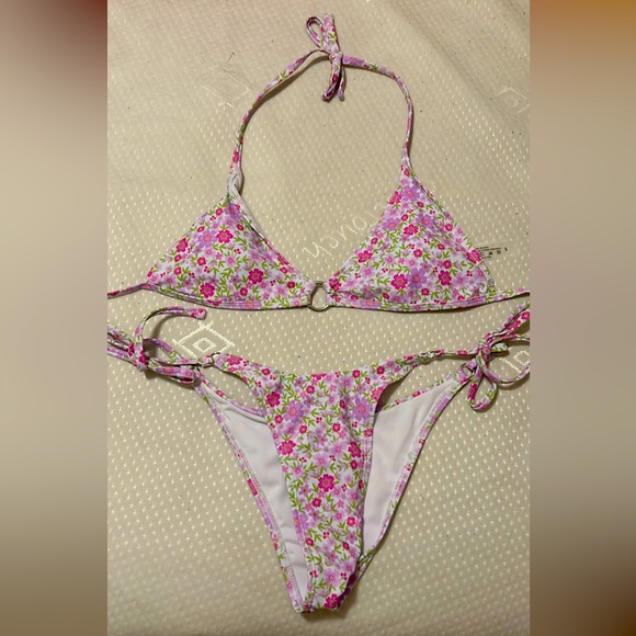 Pink floral bikini. Super cute for summer! Size small. - Picture 1 of 4